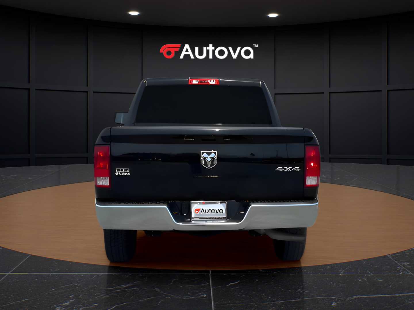 Used 2024 RAM 1500 Classic SLT AWD/4WD image 5