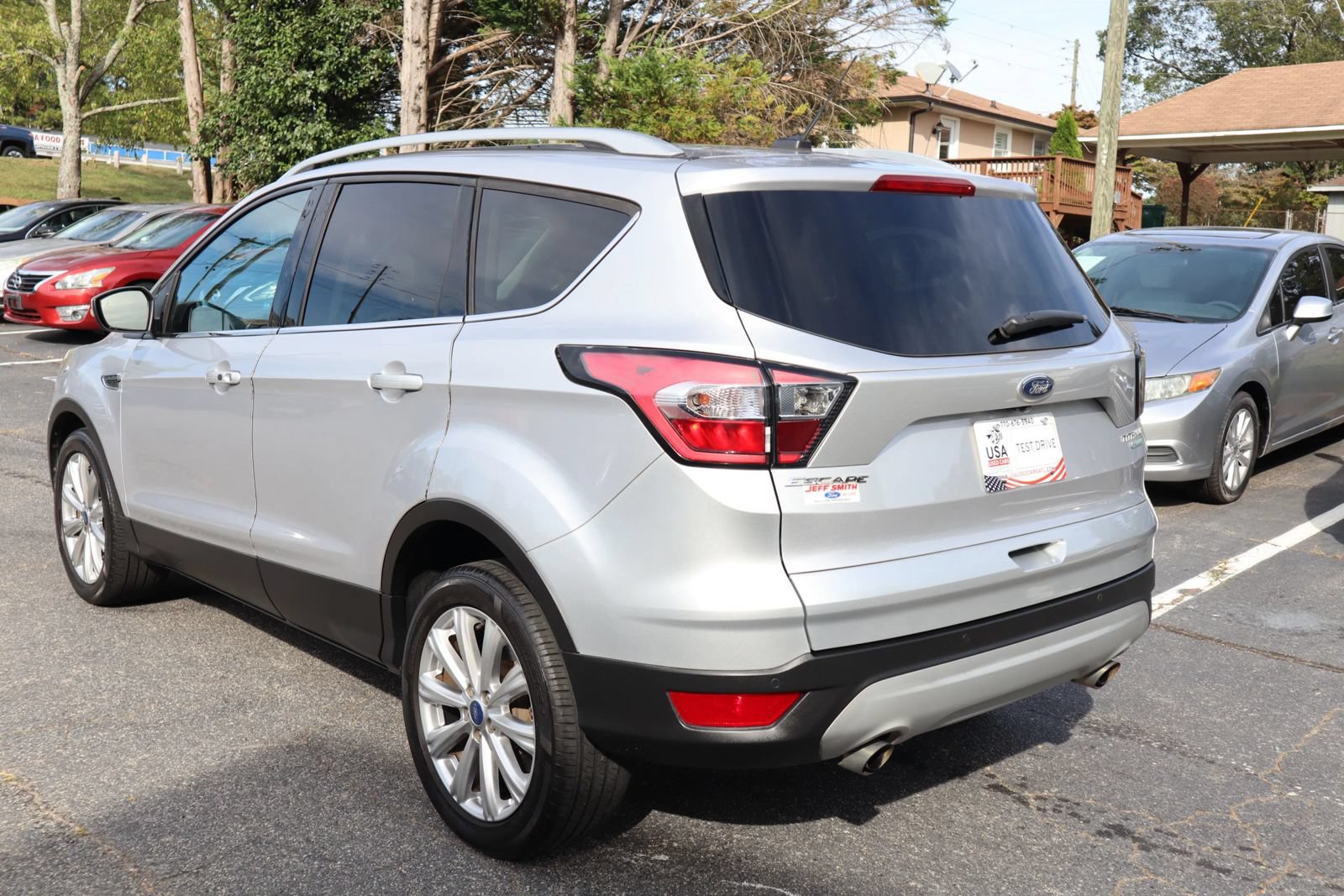 Used 2017 Ford Escape Titanium FWD image 4