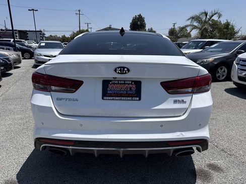 Used 2018 Kia Optima SX w/ Technology Package FWD image 4