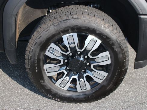 Used 2025 GMC Sierra 2500 Denali w/ Denali Reserve Package AWD/4WD image 36