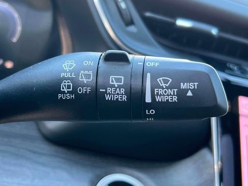 Used 2025 Jeep Grand Cherokee L Overland AWD/4WD image 23