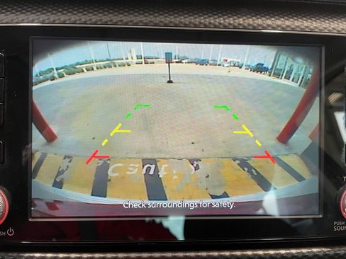 Certified 2021 Nissan Kicks SV FWD image 7
