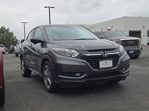 Used 2016 Honda HR-V EX image 3