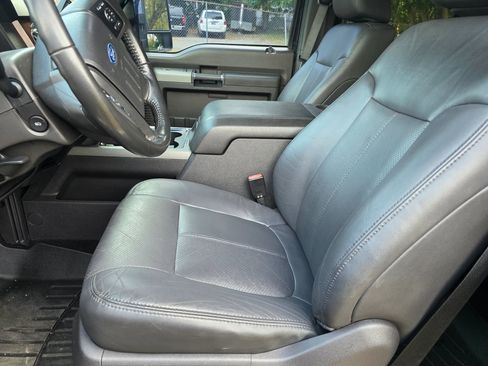 Used 2011 Ford F450 Lariat w/ Lariat Ultimate Pkg image 11