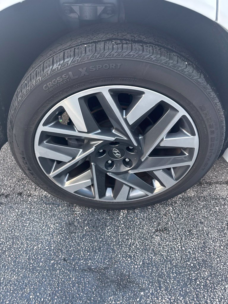 Used 2022 Hyundai Santa Fe Calligraphy FWD image 16