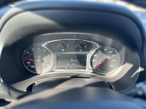 Used 2024 GMC Terrain SLT w/ Elevation Edition image 10