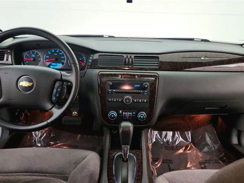 Used 2012 Chevrolet Impala LT w/ LT Sunroof Package FWD image 33