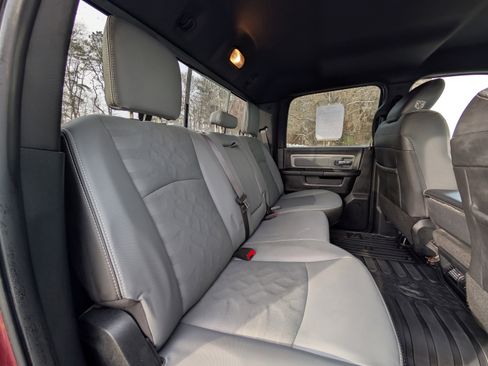 Used 2018 RAM 2500 Power Wagon w/ Luxury Group image 42