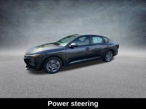 Used 2025 Kia K4 LX image 11