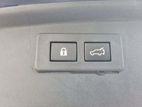 Certified 2023 Subaru Outback Limited image 37