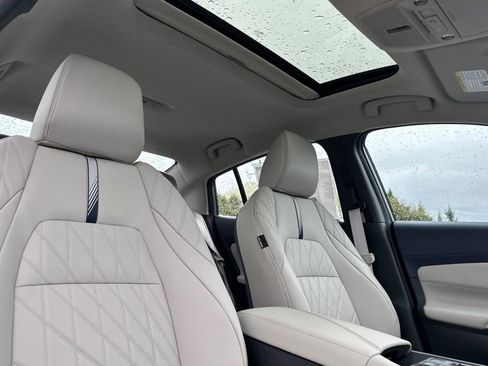 New 2026 Nissan Sentra SL w/ Floor Mat Package FWD image 16