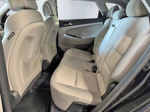 Used 2018 Hyundai Tucson SEL image 19