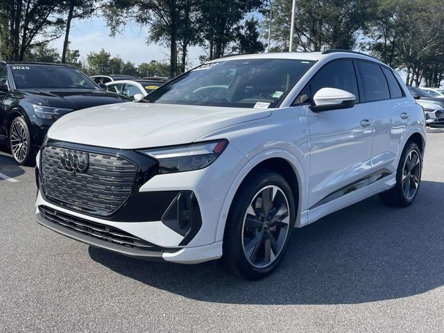 Certified 2023 Audi Q4 e-tron Premium Plus w/ Premium Plus AWD/4WD image 4