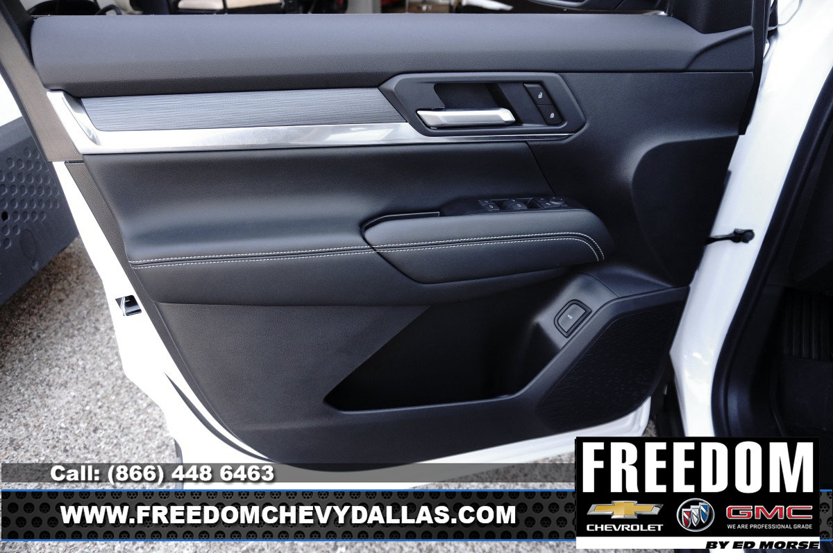 New 2027 GMC Terrain Elevation w/ Elevation Premium Package FWD image 39