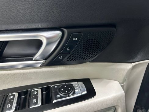 Used 2020 Kia Telluride SX w/ SX Prestige Package AWD/4WD image 16