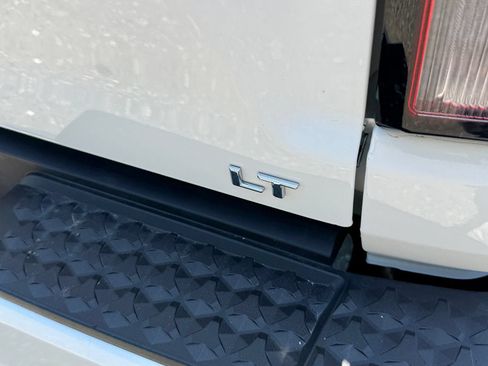 Certified 2024 Chevrolet Colorado LT w/ LT Convenience Package RWD image 8