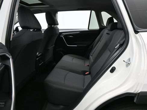 Used 2025 Toyota RAV4 XLE w/ Convenience Package FWD image 27