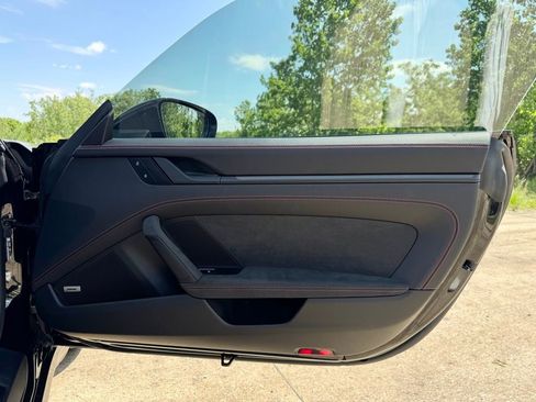 Used 2024 Porsche 911 Carrera GTS image 38