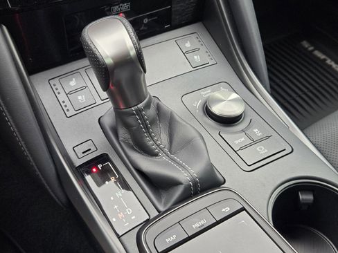 Used 2024 Lexus IS 350 F Sport RWD image 32