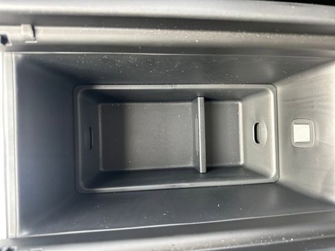 New 2026 Hyundai Ioniq 9 Limited image 28