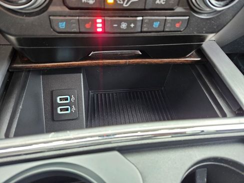 Used 2017 Ford F350 Platinum w/ Platinum Ultimate Package image 25