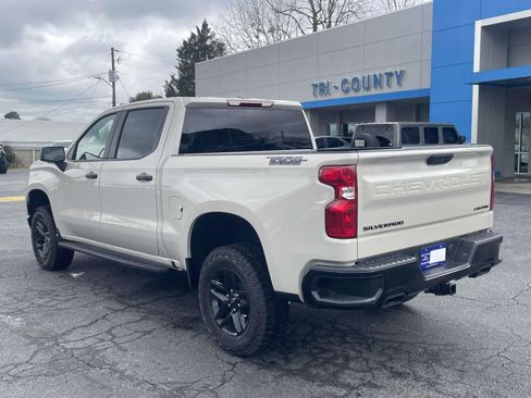 New 2026 Chevrolet Silverado 1500 Custom Trail Boss w/ Dark Appearance Package image 4