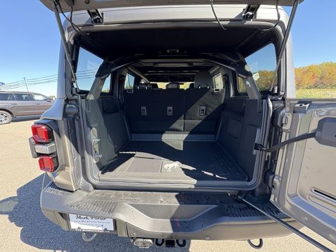 New 2025 Ford Bronco Raptor w/ Interior Carbon Fiber Pack image 22