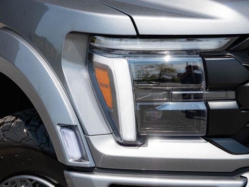 Used 2025 Ford F150 Raptor w/ Equipment Group 803A Raptor R AWD/4WD image 37