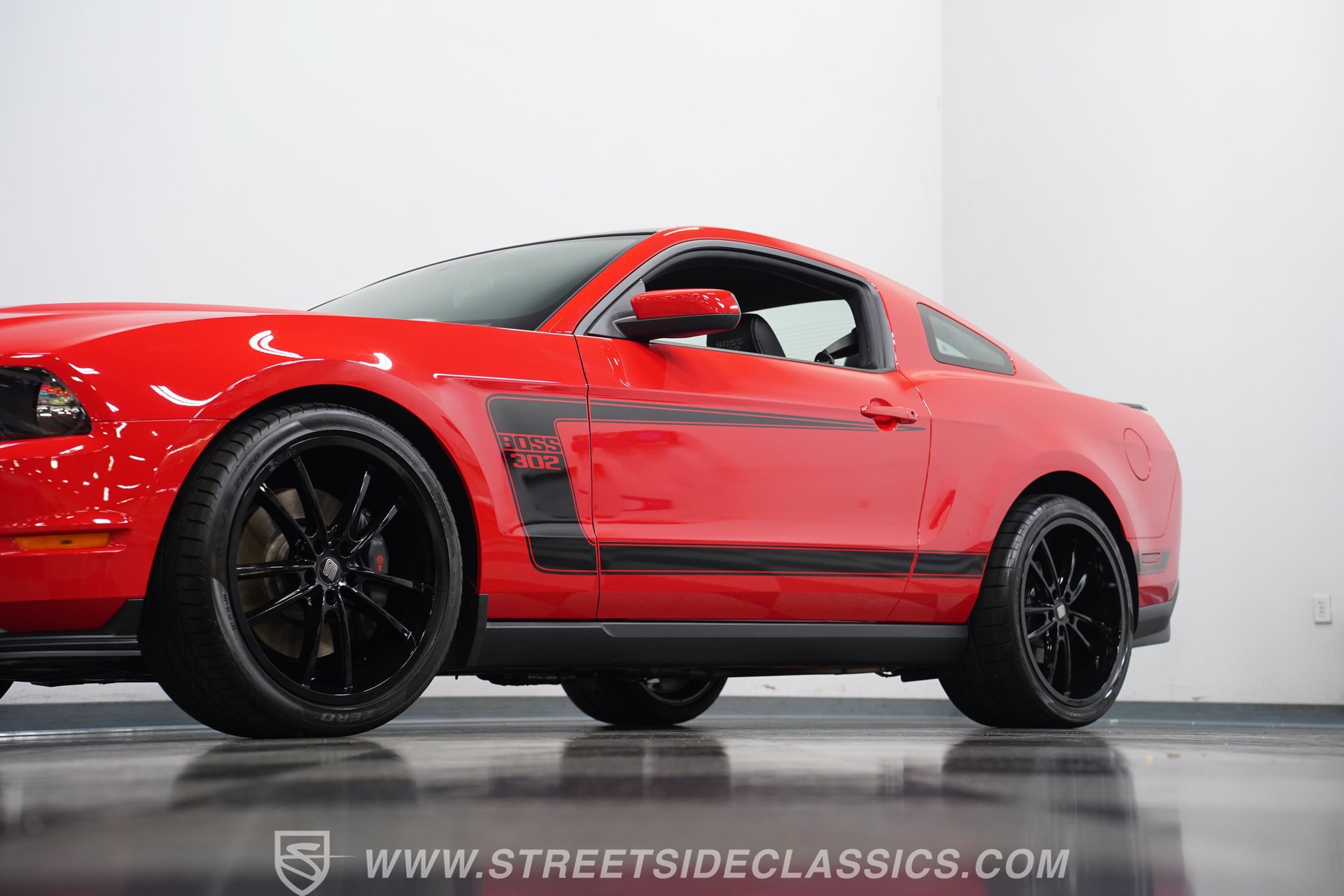Used 2012 Ford Mustang Boss 302 w/ Boss 302 Accessory Pkg RWD image 20