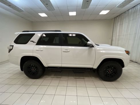 Used 2023 Toyota 4Runner TRD Off-Road Premium image 27