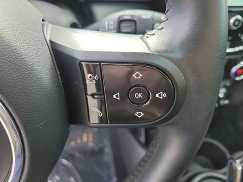 Used 2024 MINI Cooper SE FWD image 19