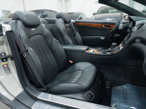 Used 2008 Mercedes-Benz SL 55 AMG image 27