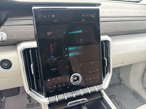 New 2026 GMC Acadia Denali w/ Super Cruise Package FWD image 16