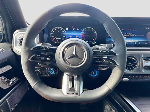 Used 2025 Mercedes-Benz G 63 AMG 4MATIC image 11