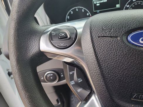 Certified 2019 Ford Transit Connect XL image 14