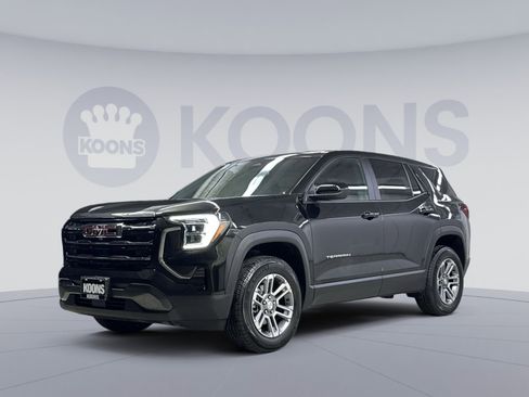 Used 2025 GMC Terrain Elevation FWD image 1