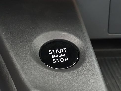 New 2026 Nissan Sentra SR FWD image 22