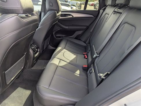 Used 2023 BMW X4 xDrive30i w/ Convenience Package image 18