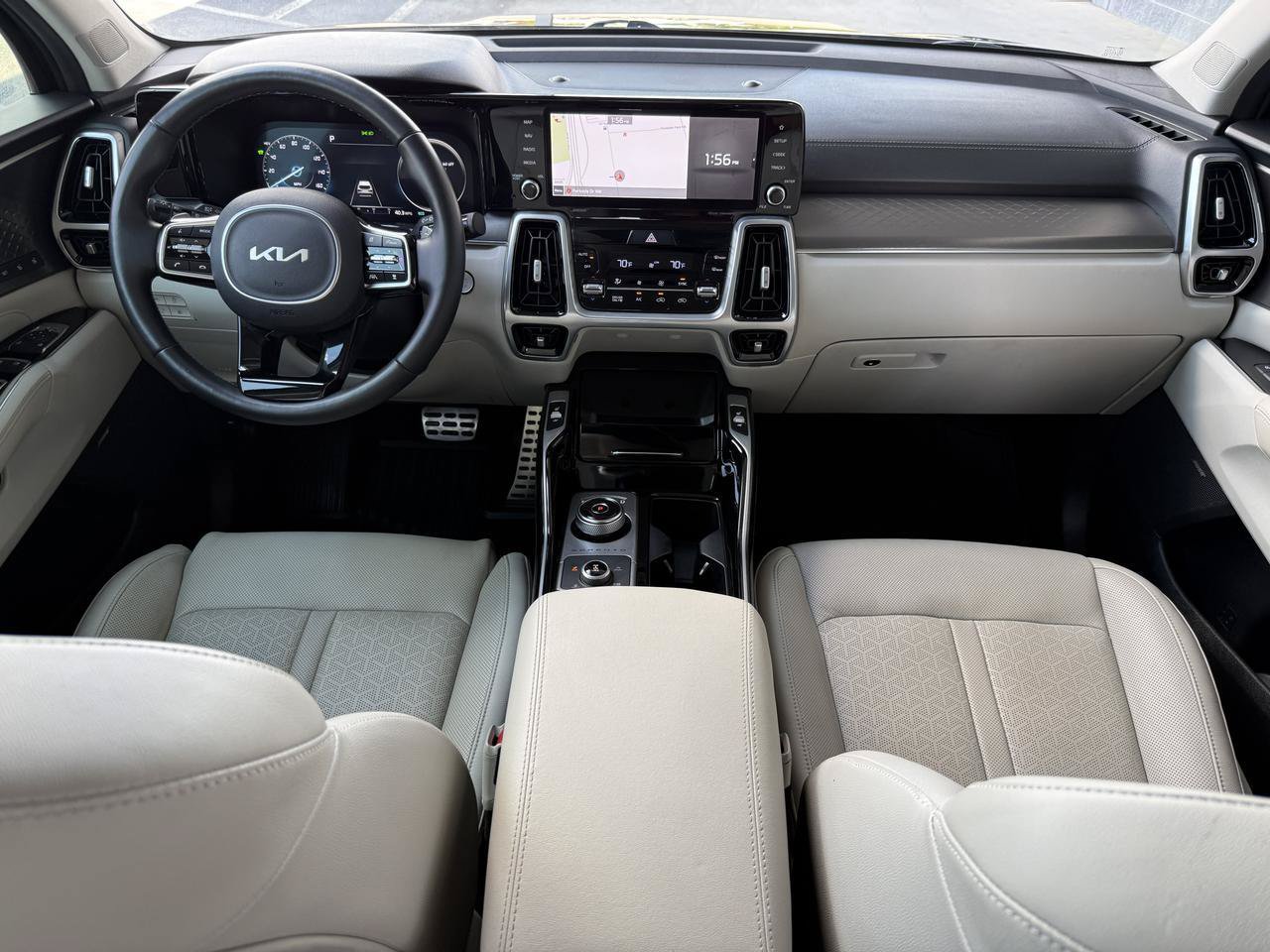 Used 2022 Kia Sorento AWD SX Prestige Plug-In Hybrid image 28