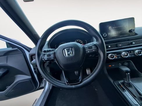 Used 2024 Honda Civic Sport image 12