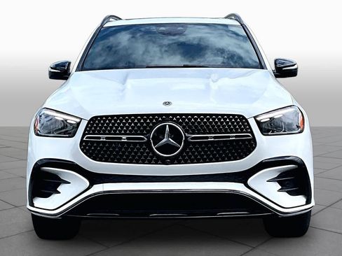 Used 2025 Mercedes-Benz GLE 450e 4MATIC image 4