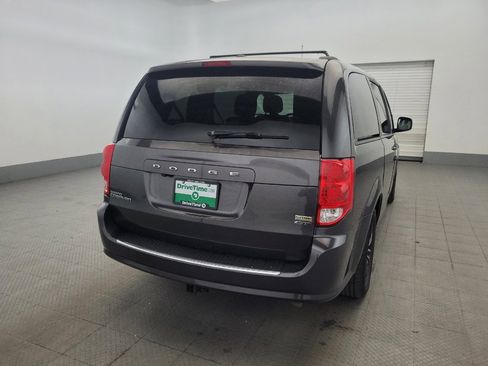 Used 2019 Dodge Grand Caravan GT FWD image 7