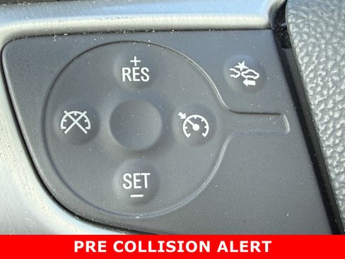 Used 2022 GMC Terrain SLE w/ Driver Convenience Package image 23