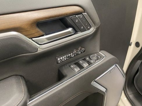 New 2026 Chevrolet Silverado 1500 High Country w/ High Country Premium Package image 26