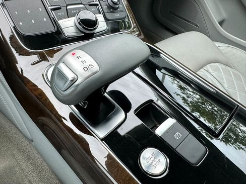 Used 2015 Audi A8 4.0T image 22