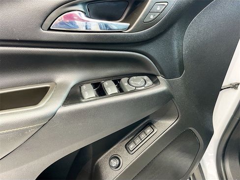 Used 2023 Chevrolet Equinox Premier w/ LPO, Floor Liner Package image 17