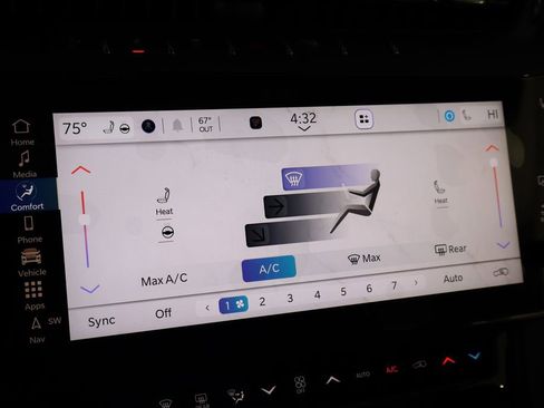 New 2026 Jeep Grand Cherokee Altitude image 34