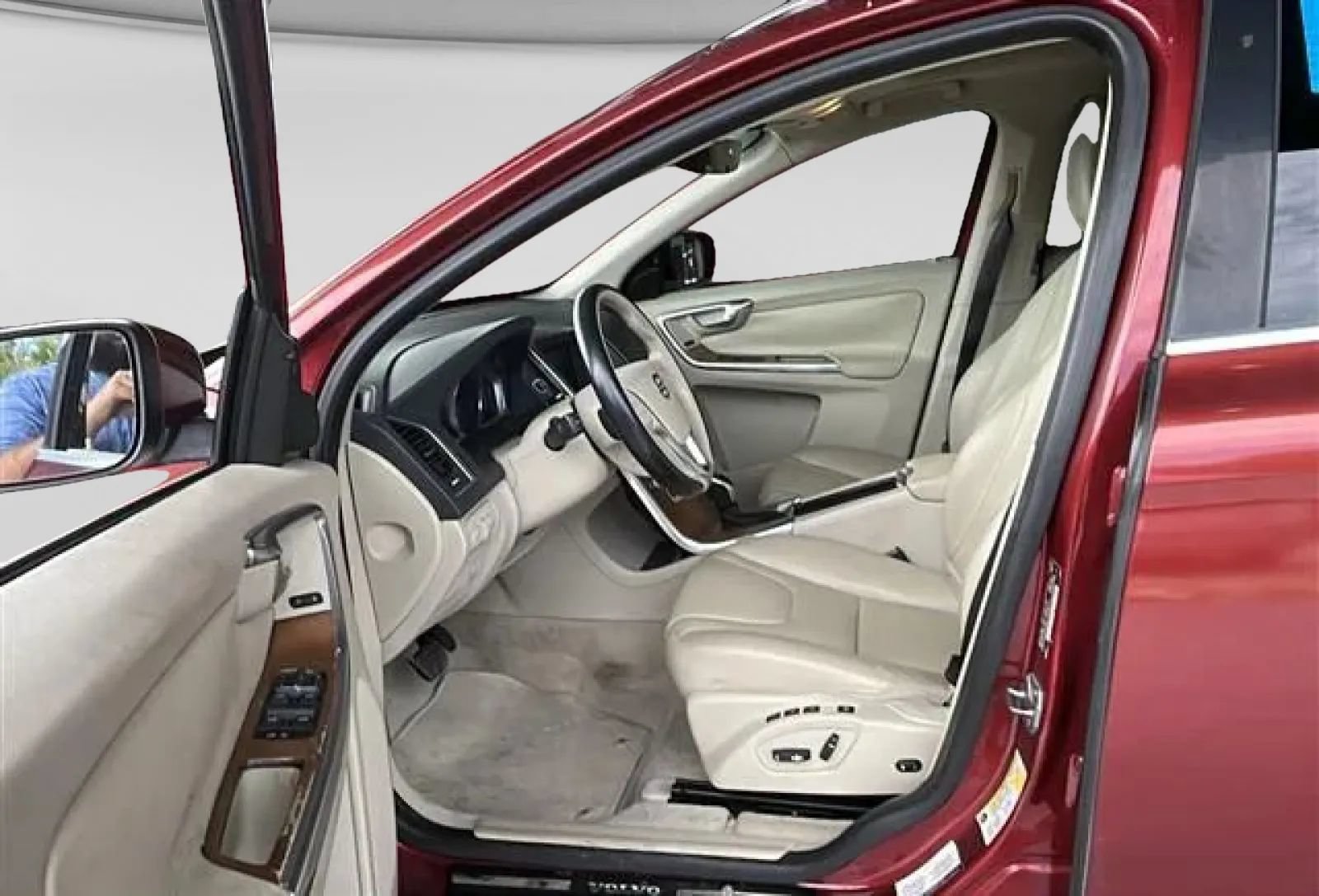 Used 2015 Volvo XC60 T5 Premier FWD image 3