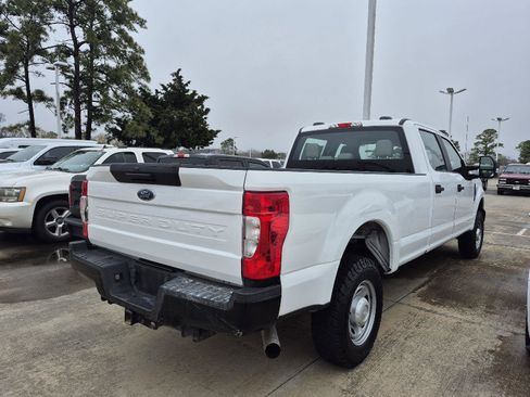 Used 2020 Ford F250 XL w/ Power Equipment Group image 3
