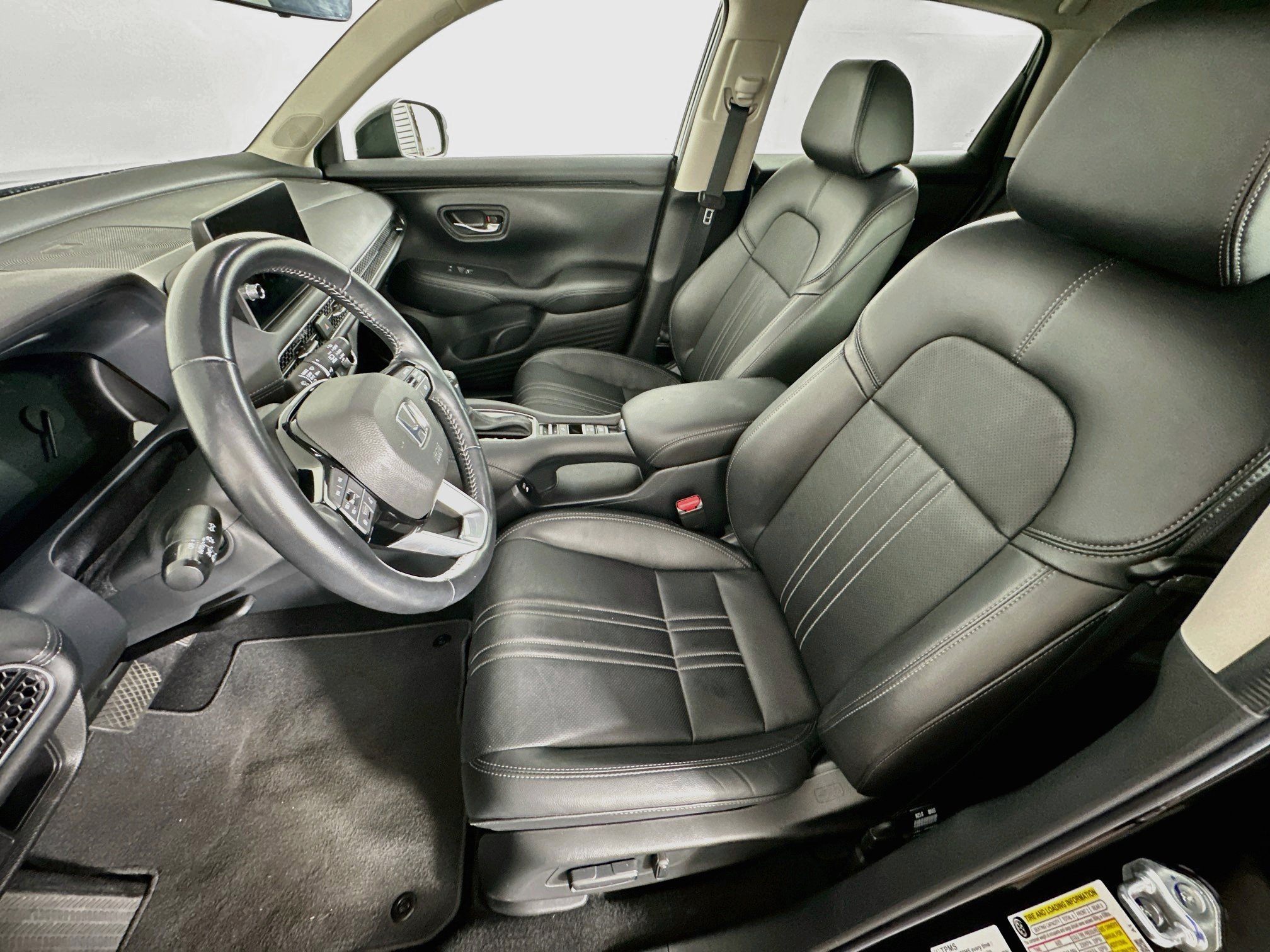 Used 2026 Honda HR-V EX-L image 13